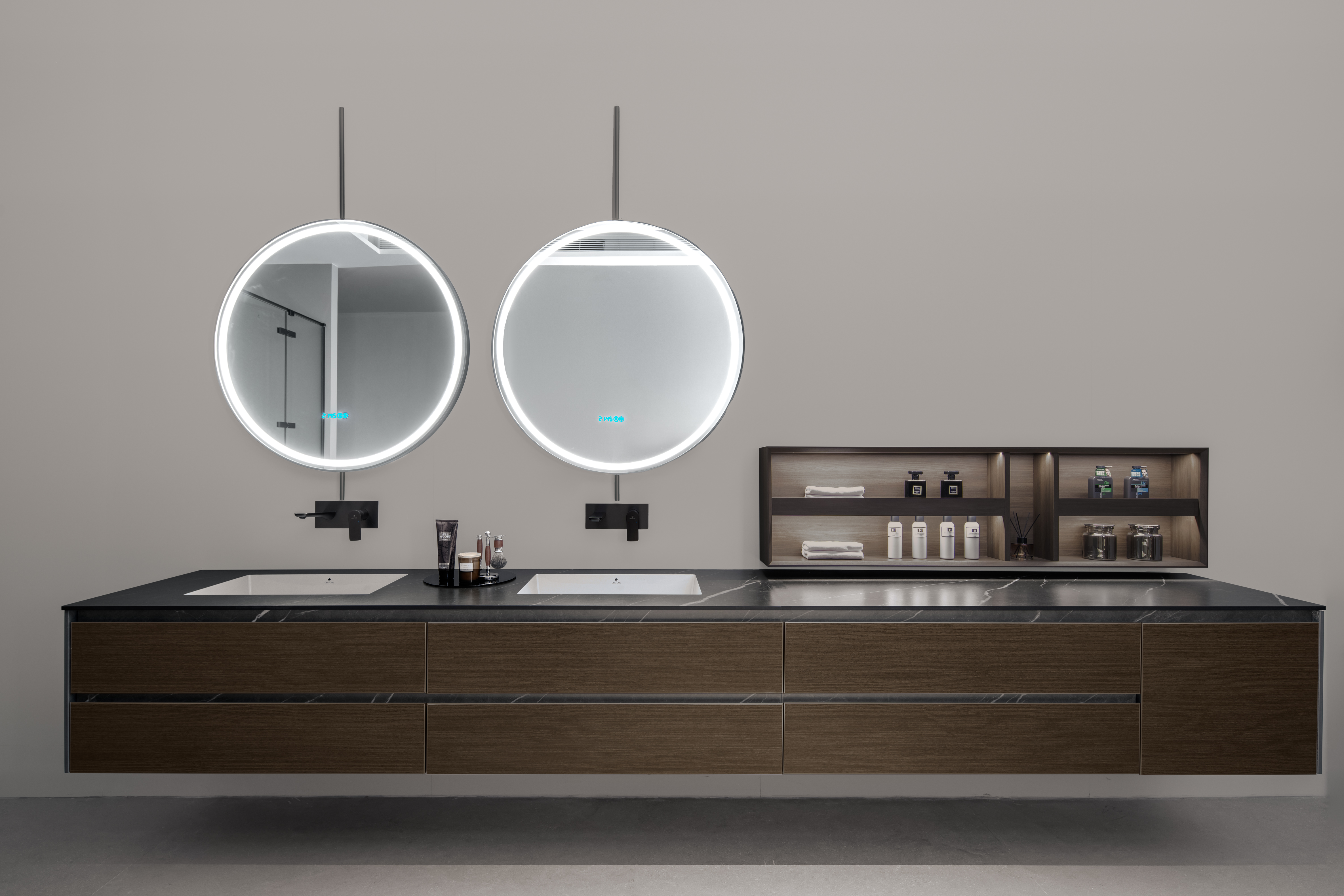 Gilded Series showcase 3